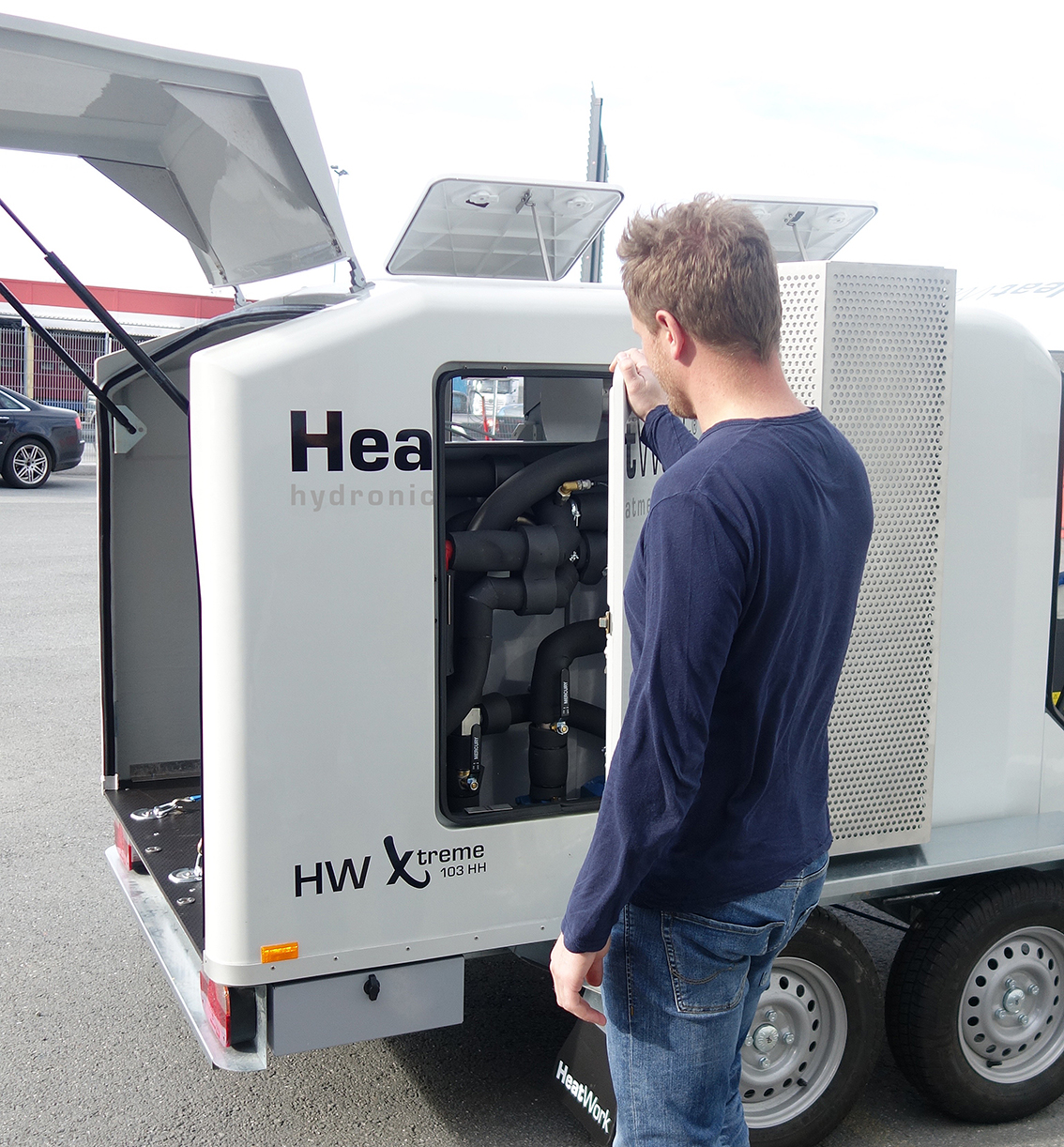 HW 103. Specially-designed machine for building heating, drying, damage ...